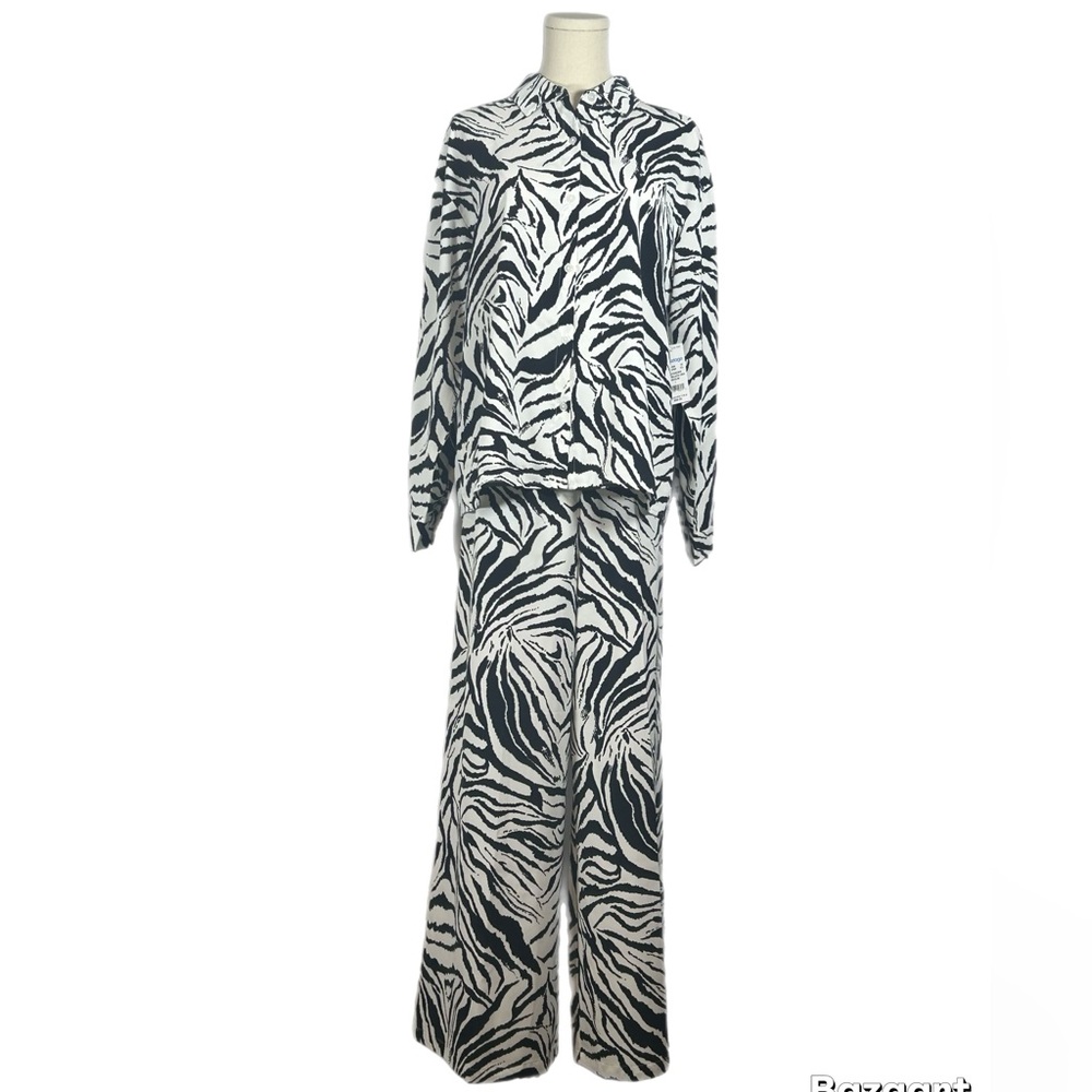 Morgan Taylor Black and White Zebra Blouse with Matching Pants, Size M